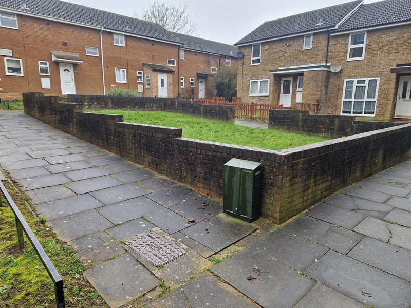 Brickwork before cleaning