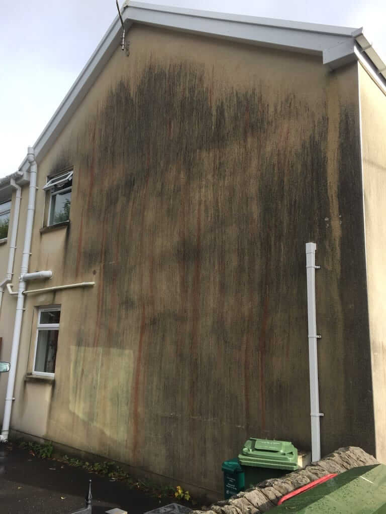 Mould house before